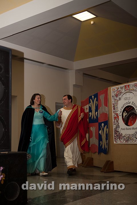 presentazione personaggi-7034.jpg
